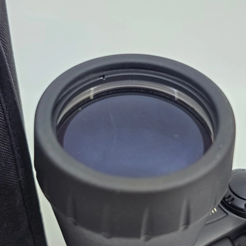 Nikon Action 10-22x50 3.8 at 10x Zoom Binoculars with Case and Accessories